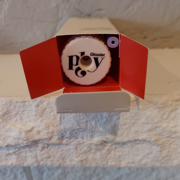 Glossier German engineered eyeliner sharpener - Picture 2 of 2